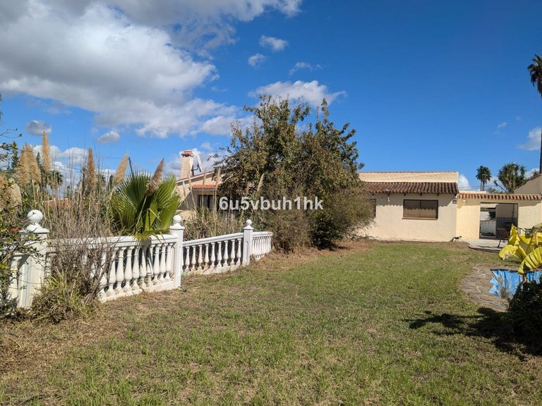 Villa for Sale in Alhaurín El Grande, Malaga 5