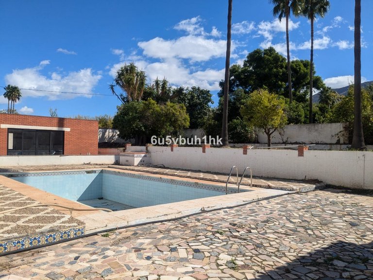 Villa for Sale in Alhaurín El Grande, Malaga 9