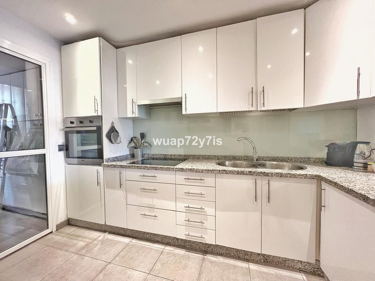 Apartment for Sale in Costalita, Malaga 11