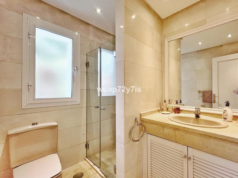 Apartment for Sale in Costalita, Malaga 15
