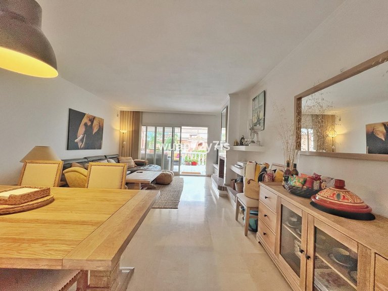 Apartment for Sale in Costalita, Malaga 5