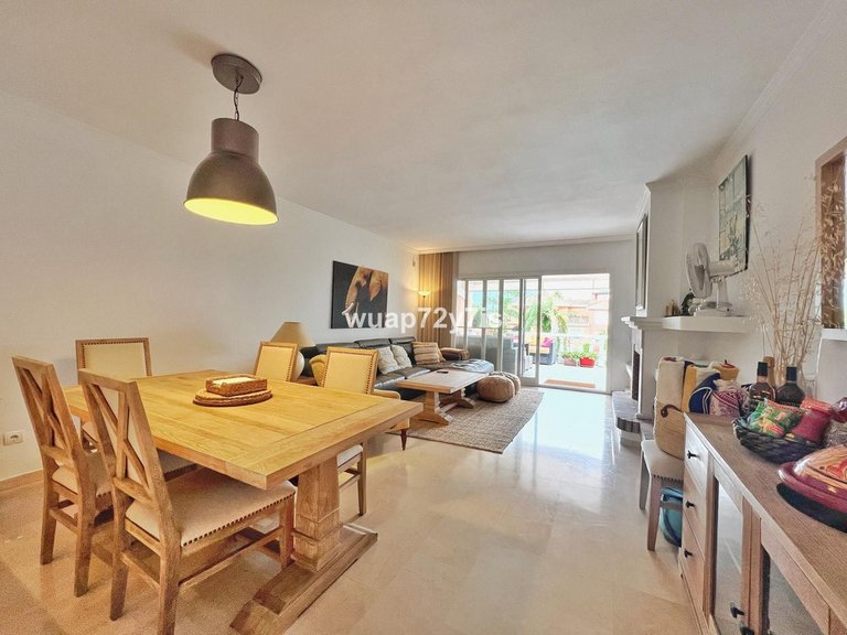 Apartment for Sale in Costalita, Malaga 6