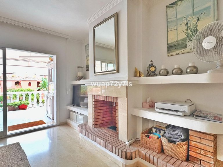 Apartment for Sale in Costalita, Malaga 7