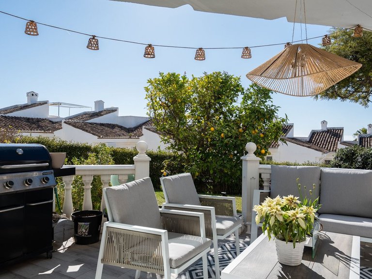 Villa for Sale in Calahonda, Malaga 23