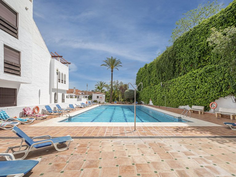 Apartment for Sale in Nueva Andalucía, Malaga 11