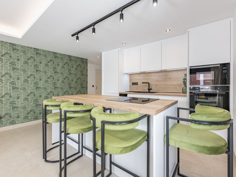 Apartment for Sale in Nueva Andalucía, Malaga 2