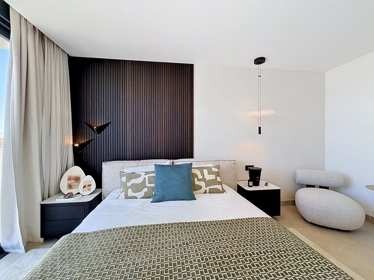 Villa for Sale in Nagüeles, Malaga 103