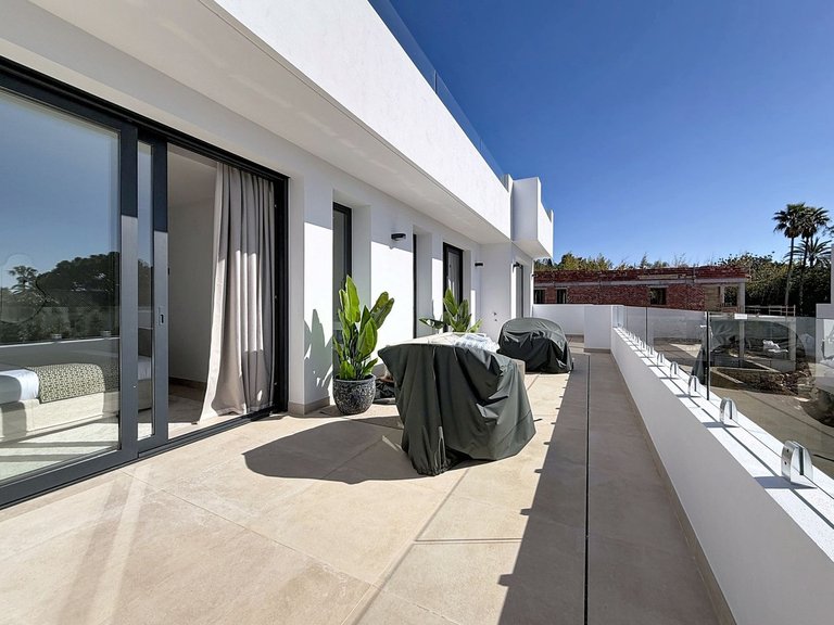 Villa for Sale in Nagüeles, Malaga 81