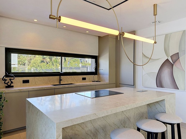 Villa for Sale in Nagüeles, Malaga 90