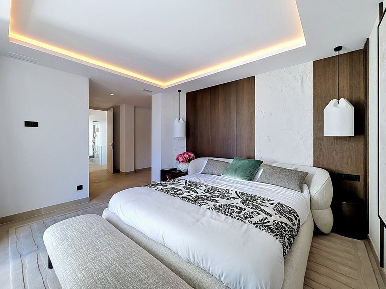 Villa for Sale in Nagüeles, Malaga 91
