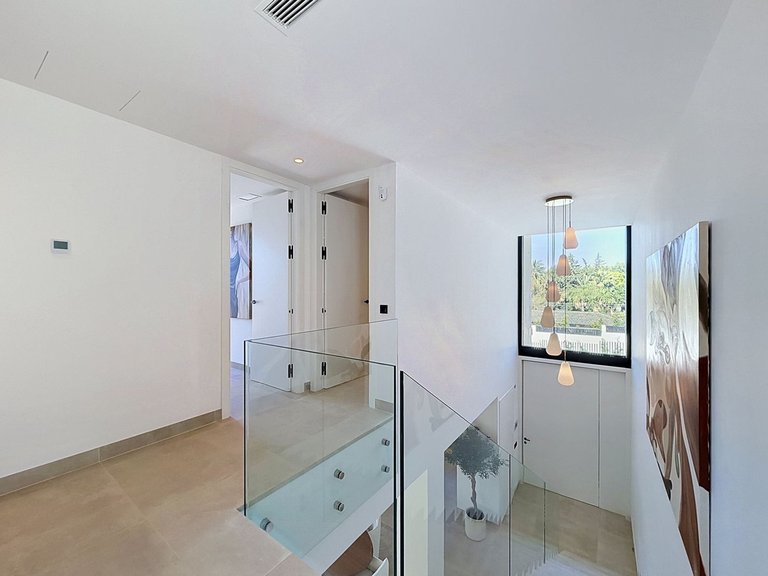 Villa for Sale in Nagüeles, Malaga 99