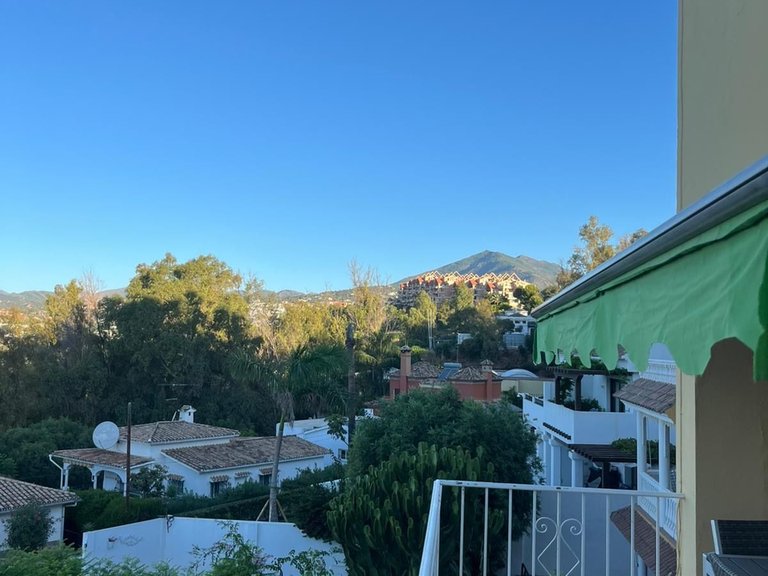 Apartment for Sale in Nueva Andalucía, Malaga 21