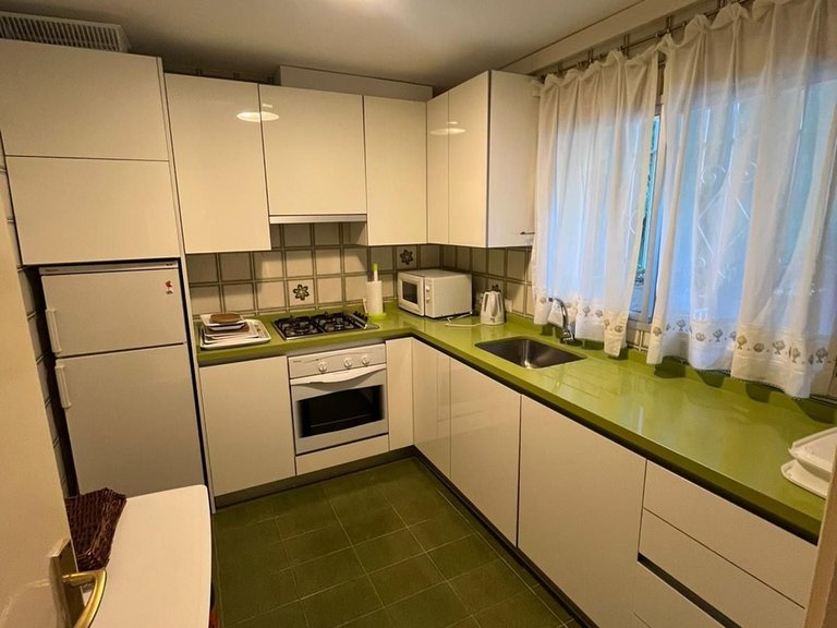 Apartment for Sale in Nueva Andalucía, Malaga 3