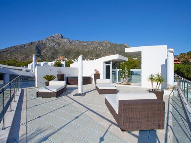 Villa for Sale in Marbella, Malaga 2