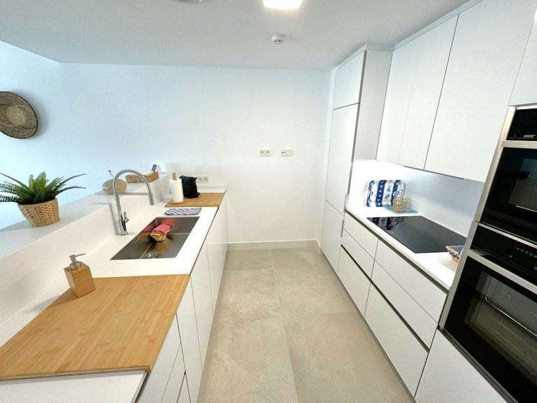 Apartment for Sale in Cabopino, Malaga 10