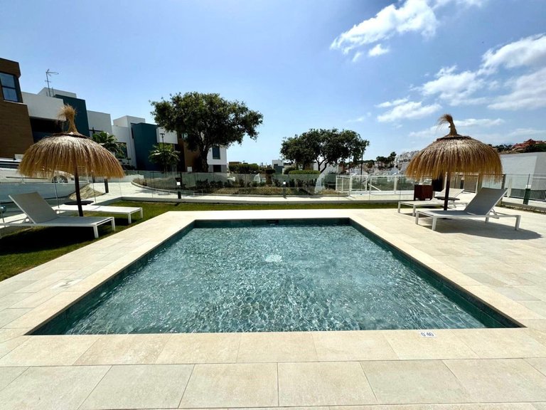 Apartment for Sale in Cabopino, Malaga 2