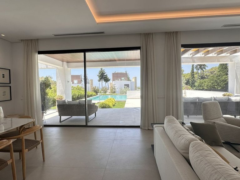 Villa for Sale in Marbella, Malaga 6