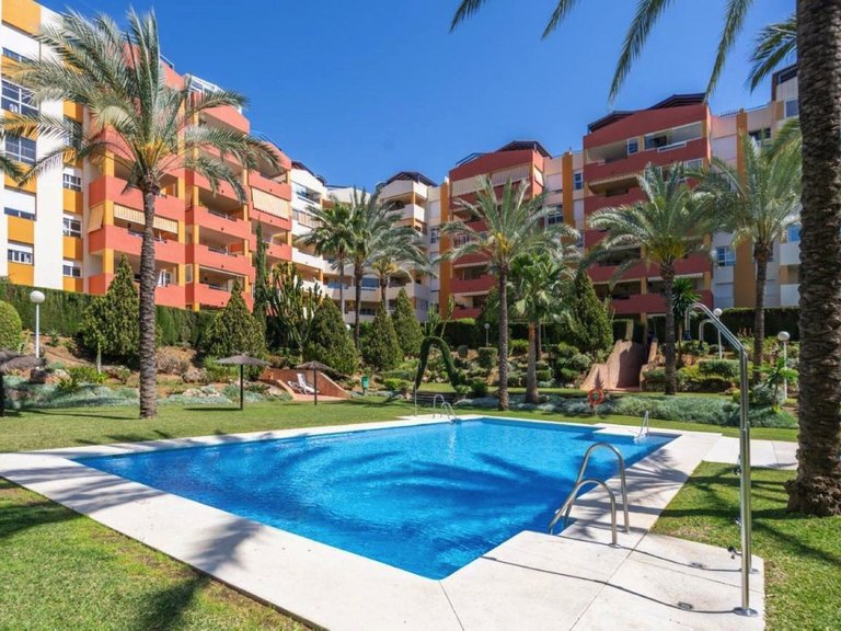Apartment for Sale in Atalaya, Malaga 1