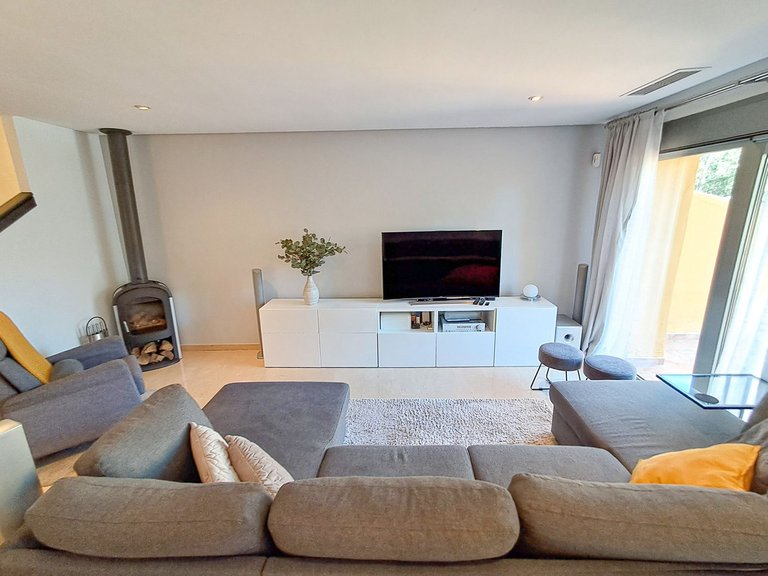 Villa for Sale in Nagüeles, Malaga 11
