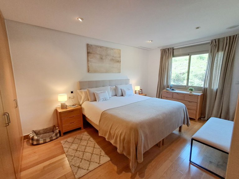 Villa for Sale in Nagüeles, Malaga 24