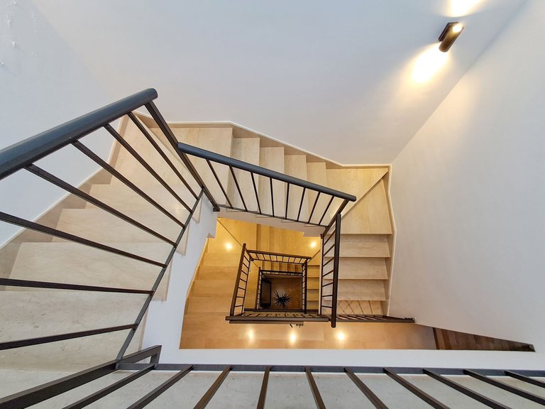 Villa for Sale in Nagüeles, Malaga 45
