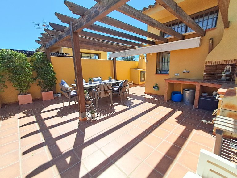 Villa for Sale in Nagüeles, Malaga 48