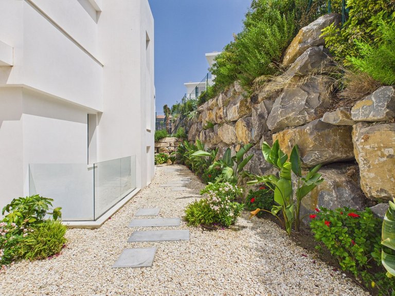 Villa for Sale in La Duquesa, Malaga 48