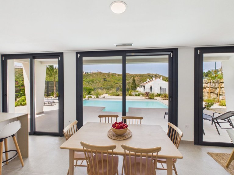 Villa for Sale in La Duquesa, Malaga 9