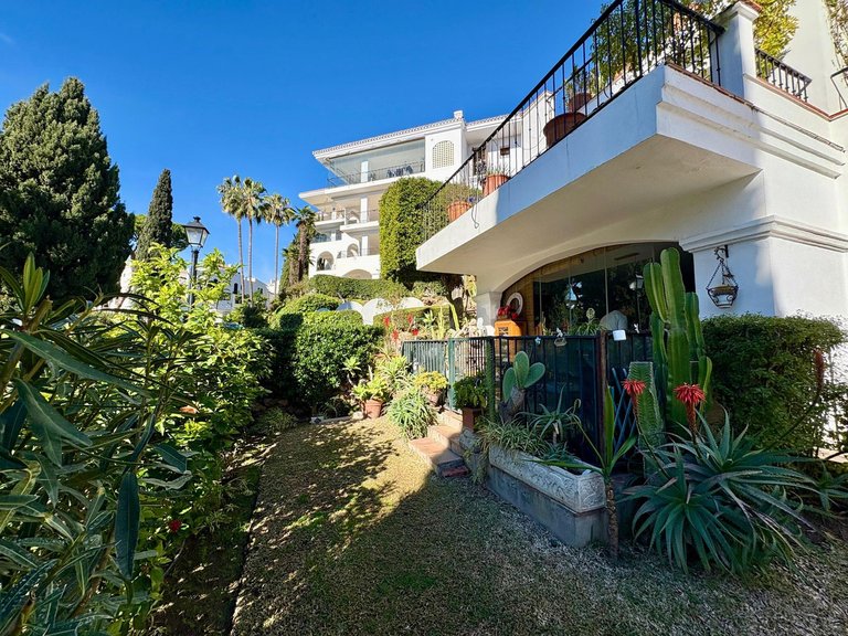Apartment for Sale in Marbella, Malaga 15