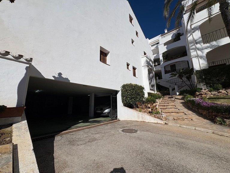 Apartment for Sale in Marbella, Malaga 32