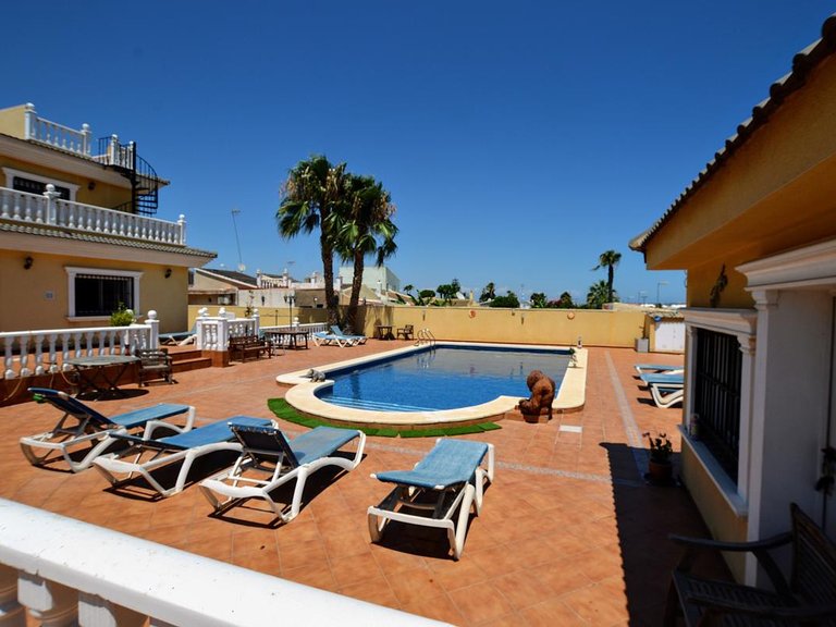 Villa for Sale in Los Balcones, Alicante 10