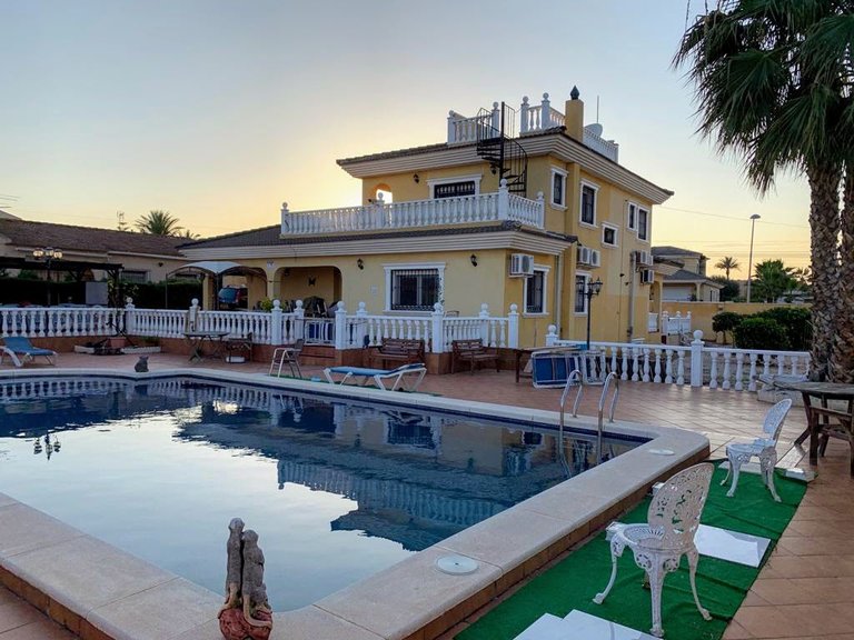 Villa for Sale in Los Balcones, Alicante 24