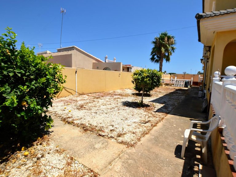 Villa for Sale in Los Balcones, Alicante 5