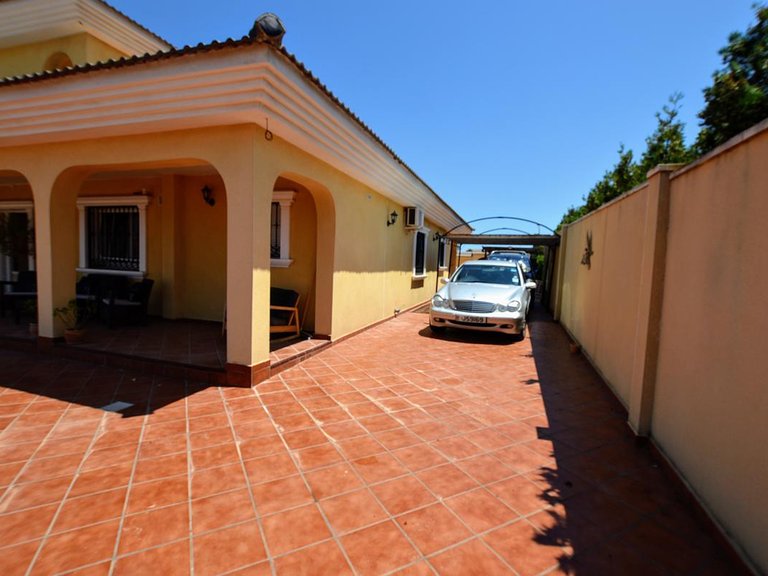 Villa for Sale in Los Balcones, Alicante 7