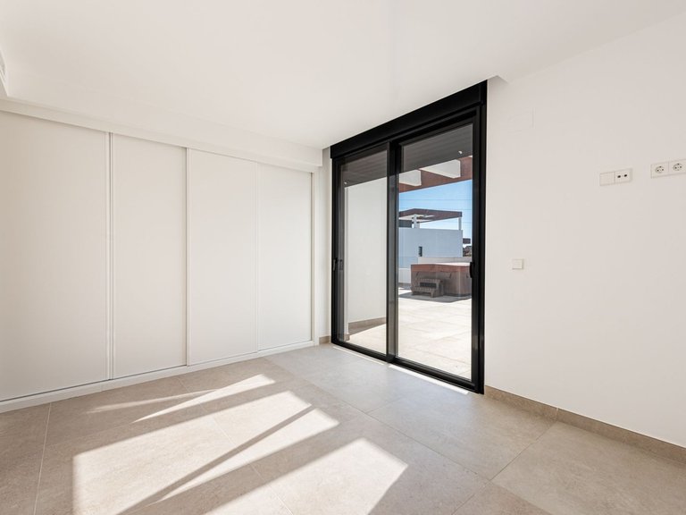 Apartment for Sale in Estepona, Malaga 11