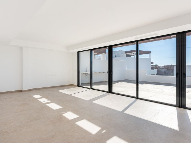 Apartment for Sale in Estepona, Malaga 6