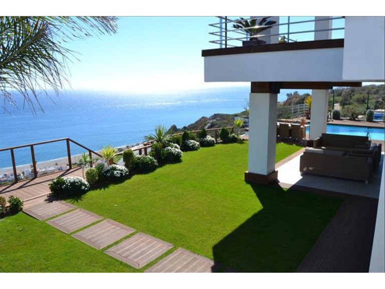 Villa for Sale in Manilva, Malaga 41