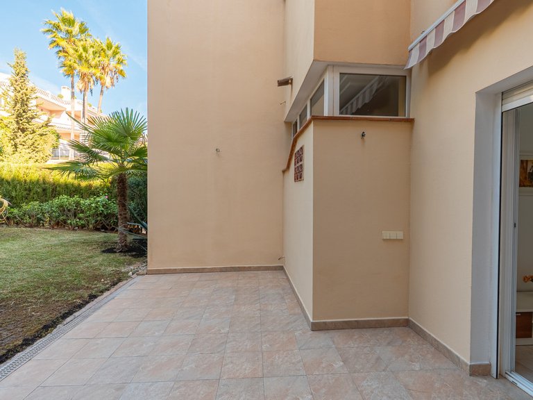 Apartment for Sale in Benahavís, Malaga 11