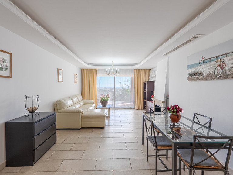 Apartment for Sale in Benahavís, Malaga 13