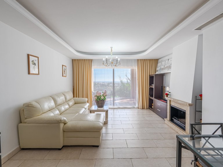 Apartment for Sale in Benahavís, Malaga 14