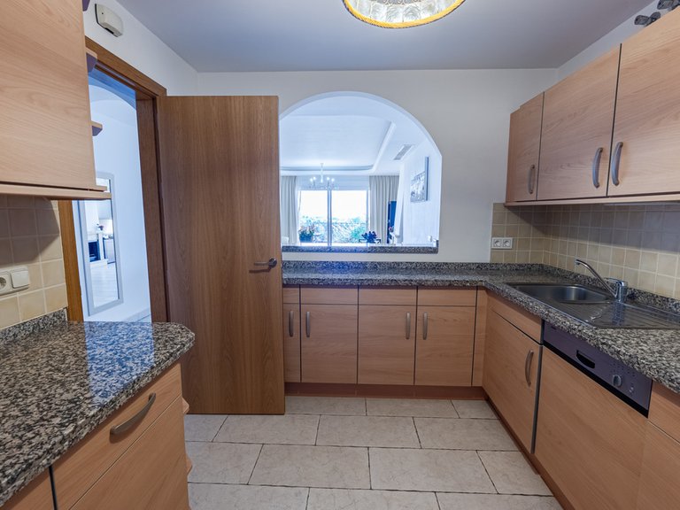 Apartment for Sale in Benahavís, Malaga 22