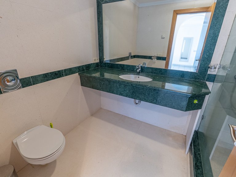 Apartment for Sale in Benahavís, Malaga 27