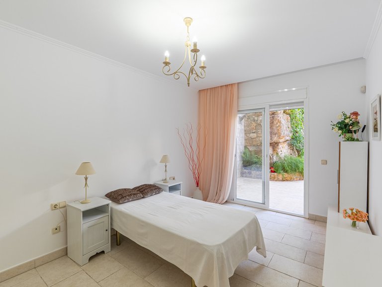 Apartment for Sale in Benahavís, Malaga 3