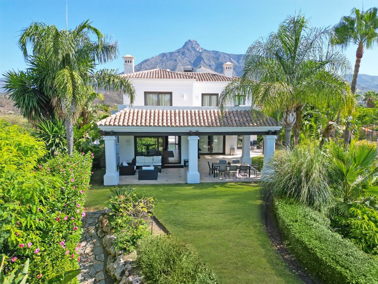 Villa for Sale in Costa del Sol The Golden Mile, Malaga 22