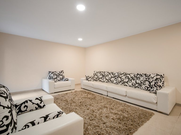Villa for Sale in Costa del Sol The Golden Mile, Malaga 6