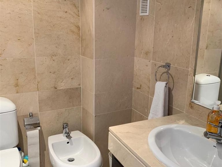 Apartment for Sale in La Duquesa, Malaga 15