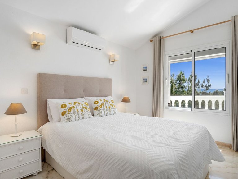Villa for Sale in El Chaparral, Malaga 24