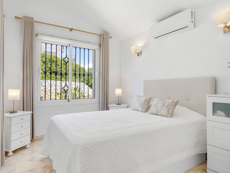 Villa for Sale in El Chaparral, Malaga 26