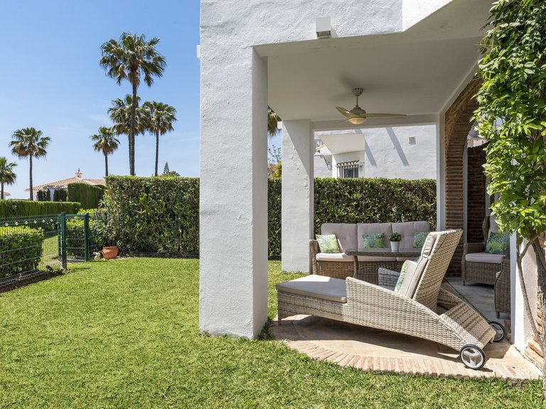 Villa for Sale in El Chaparral, Malaga 33