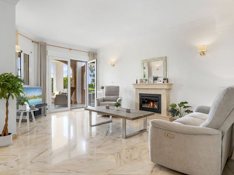 Villa for Sale in El Chaparral, Malaga 4